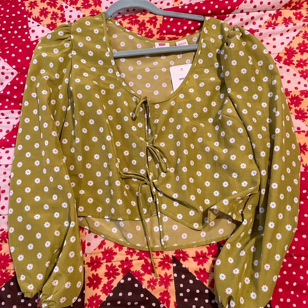 Levi’s Floral Top